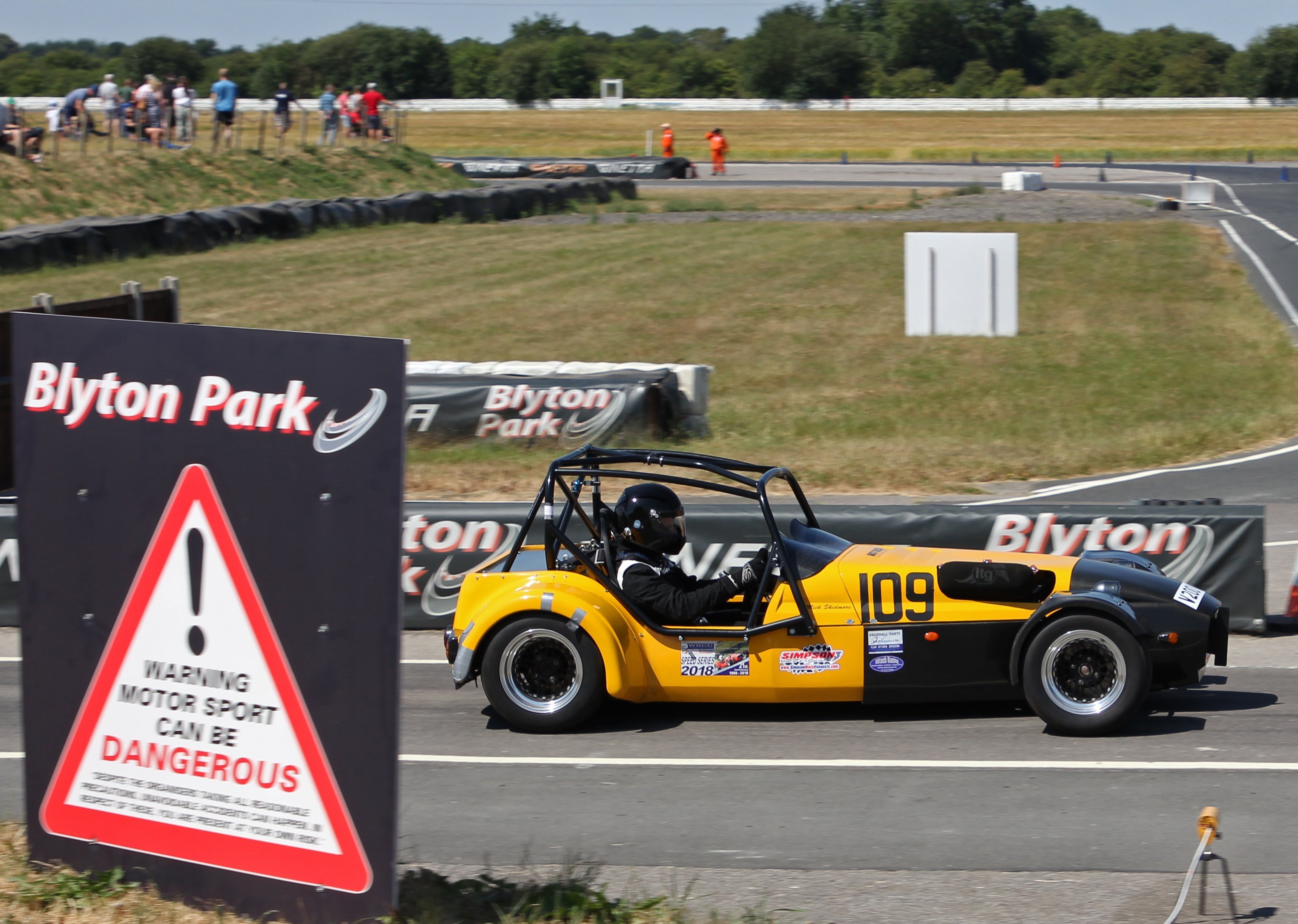 2nd Driver - WSCC Blyton Park Track Day